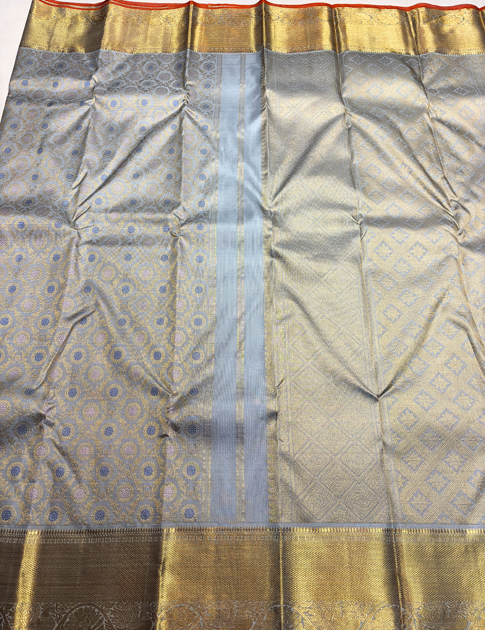 Exquisite Silver Grey Kanchipuram Handloom Silk Saree with Gold Zari & Intricate Designs