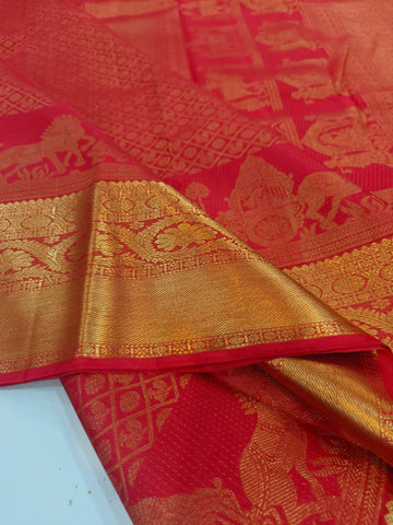 Pure Handloom Kanchipuram Silk Saree – Rich Red Koorai with Gold Zari Pallakku Border & Pallu