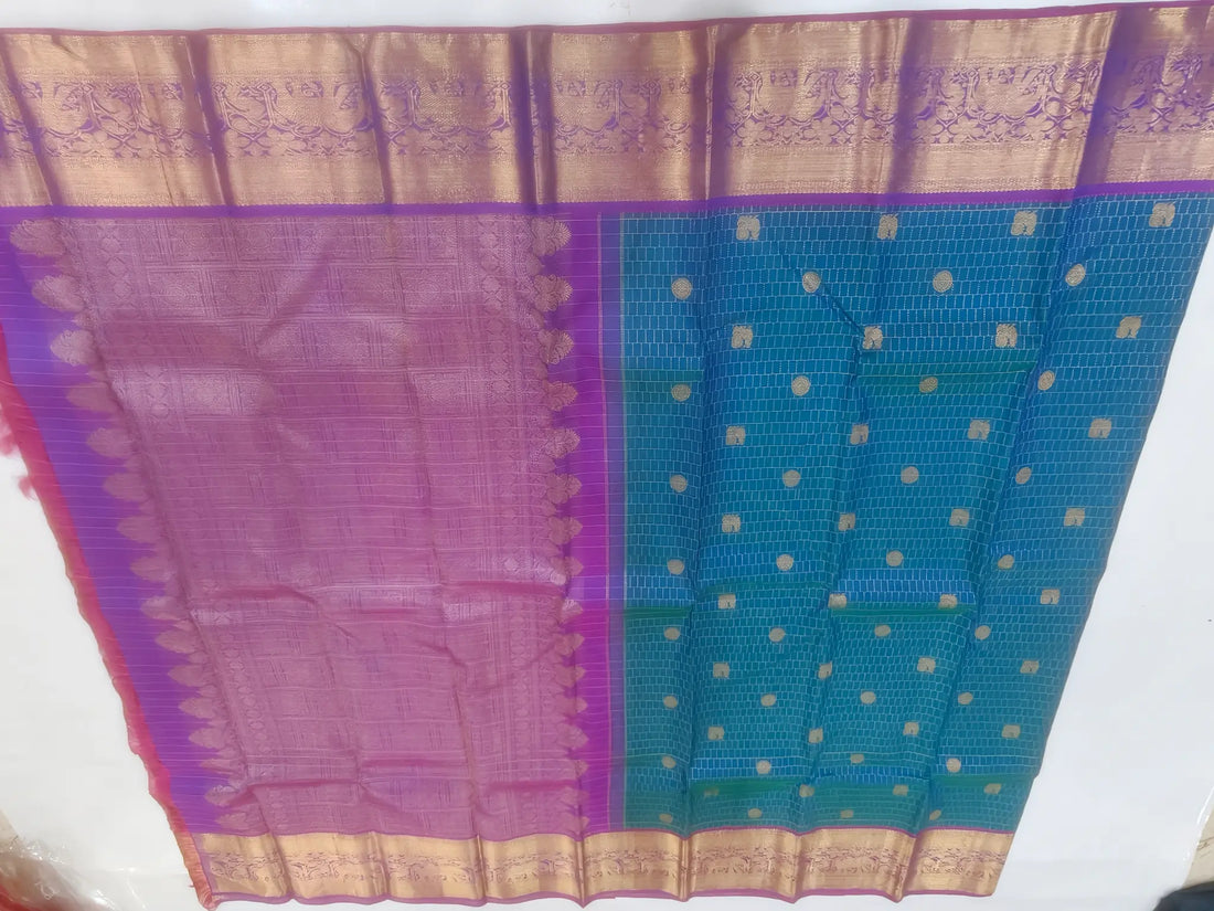 Peacock Blue Vaira Oosi Butta with Magenta Pink Border